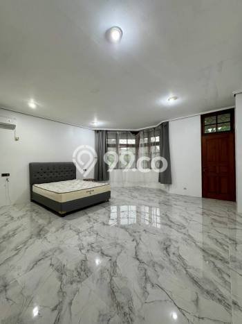Siap Huni Hunian Elit 5 Kamar di Cinere Dekat ke Mana Pun Siap Huni Hunian Elit 5 Kamar di Cinere Dekat ke Mana Pun