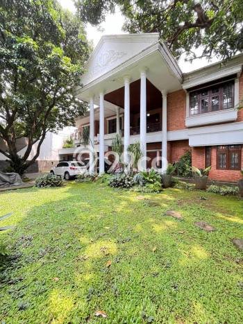 Rumah Elit Modern Tanpa Renovasi di Pondok Indah Jakarta Selatan Rumah Elit Modern Tanpa Renovasi di Pondok Indah Jakarta Selatan
