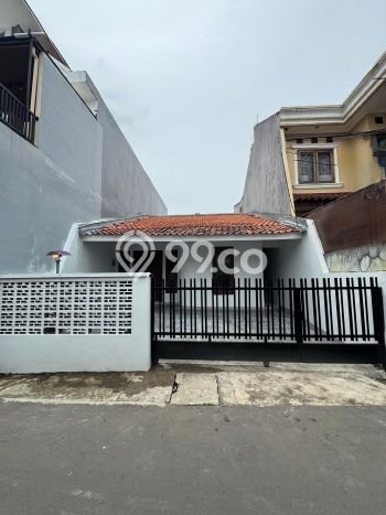 Hunian Nyaman Asri 2 KT Siap Pakai di Radio Dalam Jakarta Selatan Hunian Nyaman Asri 2 KT Siap Pakai di Radio Dalam Jakarta Selatan