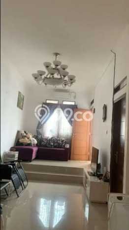 Rumah Mewah LB 140m2 Siap Pakai Desain Elegan di Kalibata, Jakarta Selatan Rumah Mewah LB 140m2 Siap Pakai Desain Elegan di Kalibata, Jakarta Selatan