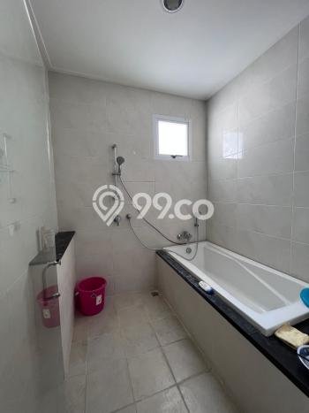 Rumah Elit Modern Tanpa Renovasi di Lebak Bulus Jakarta Selatan Rumah Elit Modern Tanpa Renovasi di Lebak Bulus Jakarta Selatan