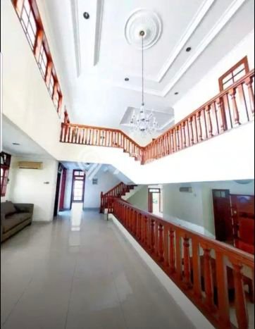 Dijual Rumah Mewah Megah Dengan View Eksklusif di Pondok Indah, Jakarta Selatan Dijual Rumah Mewah Megah Dengan View Eksklusif di Pondok Indah, Jakarta Selatan