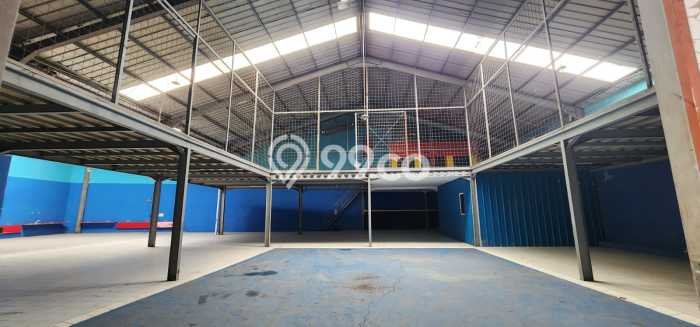 Unit Gudang Dijual di Cimahi Selatan Cimahi Luas Bangunan 1459m2 Unit Gudang Dijual di Cimahi Selatan Cimahi Luas Bangunan 1459m2