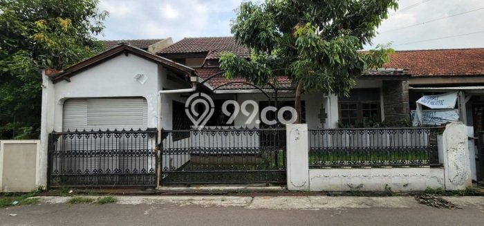 For Sale Rumah 4 Kamar Lokasi Ideal Bagus dan Strategis di Bojongloa Kidul For Sale Rumah 4 Kamar Lokasi Ideal Bagus dan Strategis di Bojongloa Kidul
