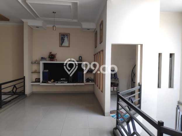 Jual Rumah Eksklusif 5 KT di Taman Kopo Indah, Bandung Jual Rumah Eksklusif 5 KT di Taman Kopo Indah, Bandung