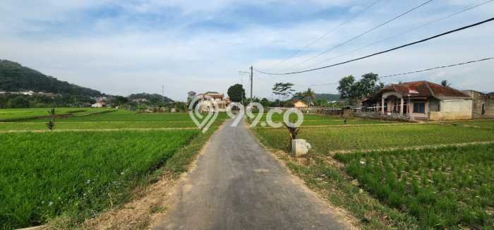 Jual Tanah Lokasi Strategis Kawasan Soreang, Luas 8192m2m², Dekat Soreang, Bandung, Bandung Jual Tanah Lokasi Strategis Kawasan Soreang, Luas 8192m2m², Dekat Soreang, Bandung, Bandung