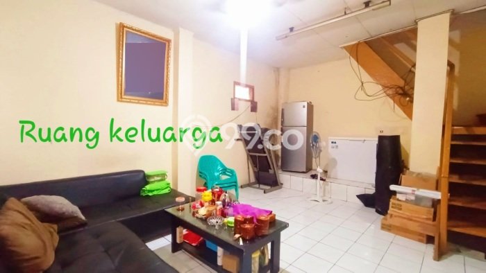 Rumah Modern 5 Kamar LT 135m2 di Taman Kopo Indah Rumah Modern 5 Kamar LT 135m2 di Taman Kopo Indah