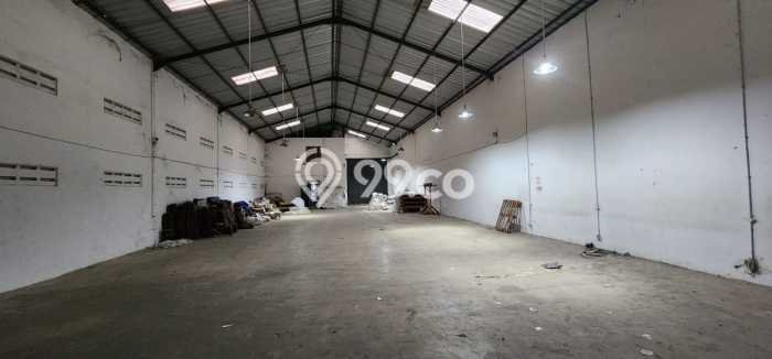 INVESTASI CERDAS! Gudang Kawasan Margaasih, Luas 650m2m², Akses Mainroad INVESTASI CERDAS! Gudang Kawasan Margaasih, Luas 650m2m², Akses Mainroad