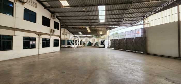Unit Komersial Disewakan di Bandung Kawasan Strategis Harga Kompetitif Unit Komersial Disewakan di Bandung Kawasan Strategis Harga Kompetitif