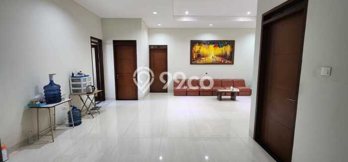 Jual Rumah Mewah Megah Dengan View Cantik di Taman Kopo Indah, Bandung Jual Rumah Mewah Megah Dengan View Cantik di Taman Kopo Indah, Bandung
