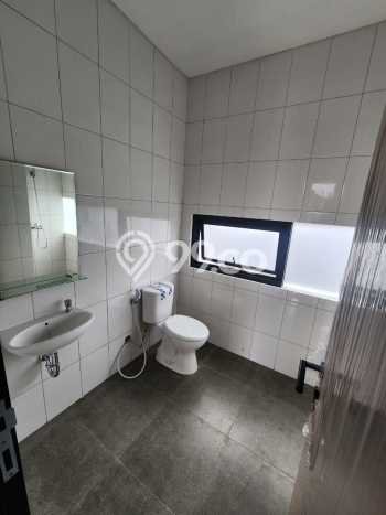Jual Rumah Eksklusif 3 KT di Taman Kopo Indah, Bandung Jual Rumah Eksklusif 3 KT di Taman Kopo Indah, Bandung