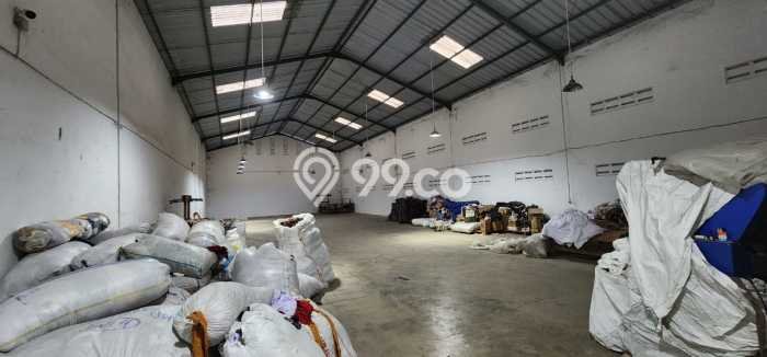 INVESTASI CERDAS! Gudang Kawasan Margaasih, Luas 650m2m², Akses Mainroad INVESTASI CERDAS! Gudang Kawasan Margaasih, Luas 650m2m², Akses Mainroad