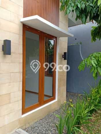 Dijual Rumah Eksklusif 3 KT di Taman Kopo Indah, Bandung Dijual Rumah Eksklusif 3 KT di Taman Kopo Indah, Bandung