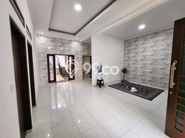 Rumah Modern 3 KT di Taman Kopo Indah Bandung Rumah Modern 3 KT di Taman Kopo Indah Bandung