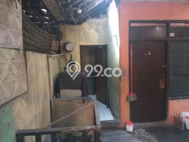 Kost Dijual Lokasi Dayeuhkolot, Bandung, 31 KT, 8 KM, 750m2 Kost Dijual Lokasi Dayeuhkolot, Bandung, 31 KT, 8 KM, 750m2