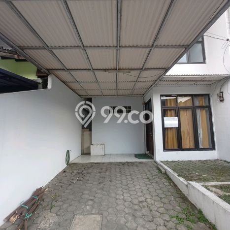 BEST CHOICE! Rumah di Gatot Subroto, 5 KT, Akses Mall, Luas 110m² Bangunan 160m² BEST CHOICE! Rumah di Gatot Subroto, 5 KT, Akses Mall, Luas 110m² Bangunan 160m²