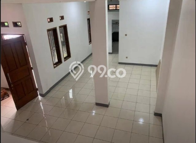 Disewakan Rumah Murah di Turangga Bandung dengan 5 Kamar Tidur Disewakan Rumah Murah di Turangga Bandung dengan 5 Kamar Tidur