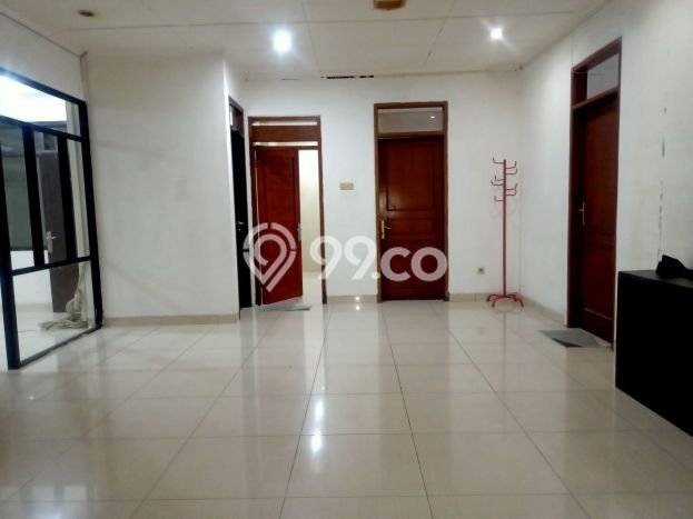 Hunian Mewah LB 280m2 Siap Pakai Desain Elegan di Turangga, Bandung Hunian Mewah LB 280m2 Siap Pakai Desain Elegan di Turangga, Bandung