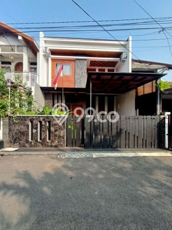 Disewakan! Rumah 4 Kamar Tidur &
4 Kamar Mandi di Cikutra, Bandung Disewakan! Rumah 4 Kamar Tidur &
4 Kamar Mandi di Cikutra, Bandung