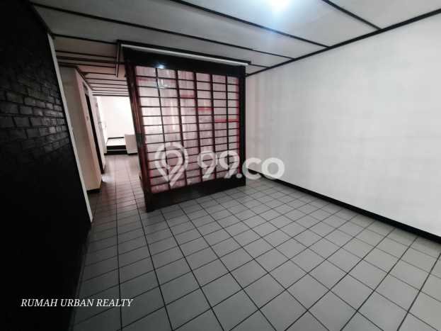 HUNIAN IMPIAN! Rumah di Cikutra, 3 KM, Free Macet, Luas 230m2m² LB 250m2m² HUNIAN IMPIAN! Rumah di Cikutra, 3 KM, Free Macet, Luas 230m2m² LB 250m2m²