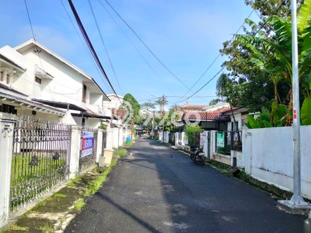 Rumah sewa siap pakai 5 Kamar Tidur di Cikutra, Bandung Rumah sewa siap pakai 5 Kamar Tidur di Cikutra, Bandung