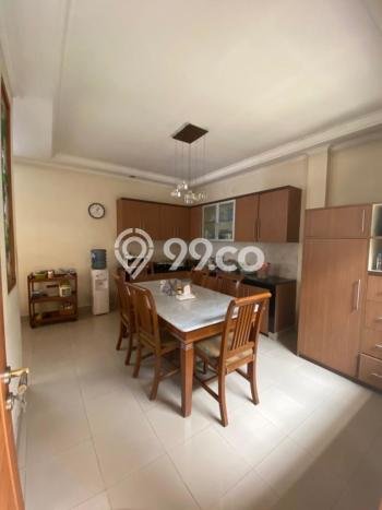 Rumah Elit Modern Tanpa Renovasi di Kopo Bandung Rumah Elit Modern Tanpa Renovasi di Kopo Bandung