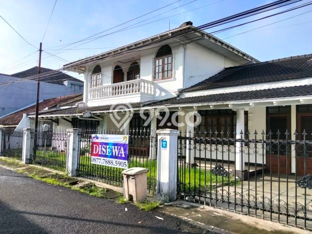 Rumah sewa siap pakai 5 Kamar Tidur di Cikutra, Bandung Rumah sewa siap pakai 5 Kamar Tidur di Cikutra, Bandung