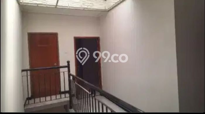 Disewakan! Rumah 3 Kamar Tidur &
2 Kamar Mandi di Turangga, Bandung Disewakan! Rumah 3 Kamar Tidur &
2 Kamar Mandi di Turangga, Bandung