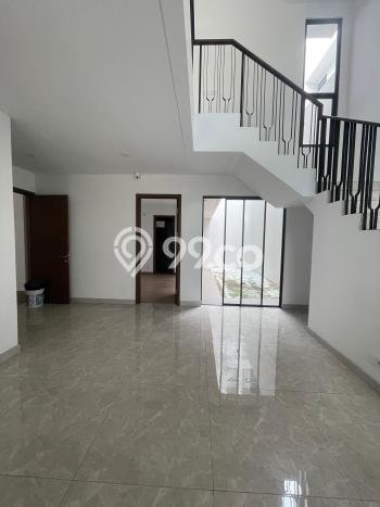 Jual Rumah Mewah Elegan Dengan View Eksklusif di BSD, Tangerang Jual Rumah Mewah Elegan Dengan View Eksklusif di BSD, Tangerang