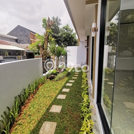 Dijual Rumah Premium dengan Fasilitas Sekitar Komplit di BSD, Tangerang Selatan Dijual Rumah Premium dengan Fasilitas Sekitar Komplit di BSD, Tangerang Selatan