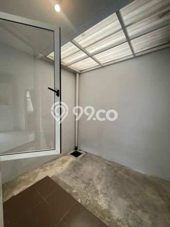 For Sale Rumah 3 Kamar Lokasi Ideal Bagus dan Strategis di BSD For Sale Rumah 3 Kamar Lokasi Ideal Bagus dan Strategis di BSD