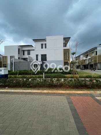 Rumah Luxury Modern Tanpa Renovasi di BSD Tangerang Rumah Luxury Modern Tanpa Renovasi di BSD Tangerang