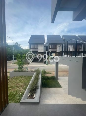 Hunian Elit LB 207m2 Siap Huni Desain Elegan di BSD, Tangerang Hunian Elit LB 207m2 Siap Huni Desain Elegan di BSD, Tangerang