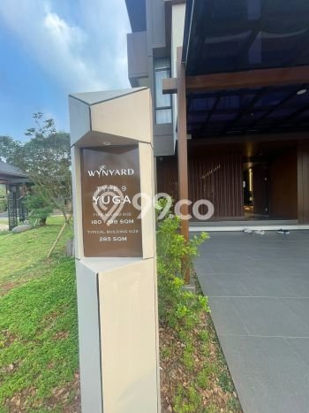 Ready to Use! Premium House LT 198m2 Desain Elegan di BSD City Ready to Use! Premium House LT 198m2 Desain Elegan di BSD City