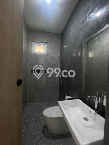Rumah Mewah Akses Mudah di Tangerang Semi Furnished Rumah Mewah Akses Mudah di Tangerang Semi Furnished