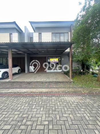 Rumah Elit Modern Tanpa Renovasi di BSD Tangerang Rumah Elit Modern Tanpa Renovasi di BSD Tangerang