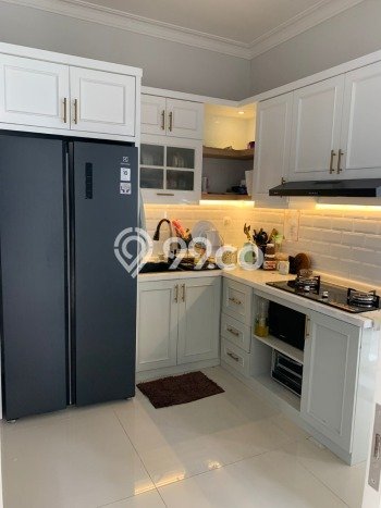 Rumah Elit Modern Tanpa Renovasi di Gading Serpong Tangerang Rumah Elit Modern Tanpa Renovasi di Gading Serpong Tangerang