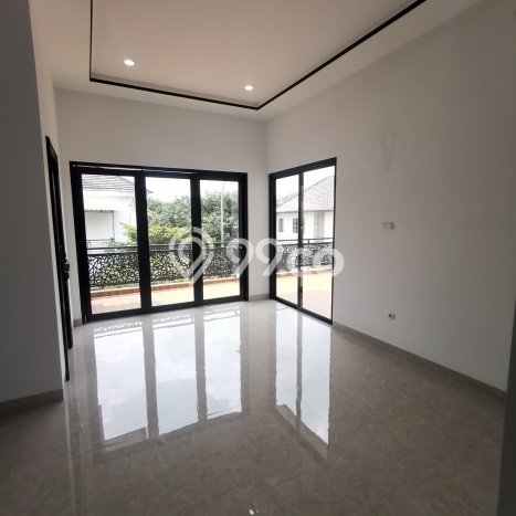 Dijual Rumah Premium dengan Fasilitas Sekitar Komplit di BSD, Tangerang Selatan Dijual Rumah Premium dengan Fasilitas Sekitar Komplit di BSD, Tangerang Selatan