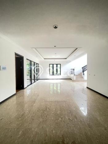 Jual Rumah Mewah Megah Dengan View Eksklusif di BSD, Tangerang Jual Rumah Mewah Megah Dengan View Eksklusif di BSD, Tangerang