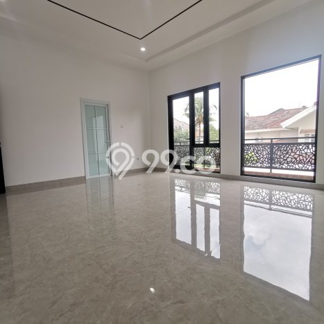 Dijual Rumah Premium dengan Fasilitas Sekitar Komplit di BSD, Tangerang Selatan Dijual Rumah Premium dengan Fasilitas Sekitar Komplit di BSD, Tangerang Selatan