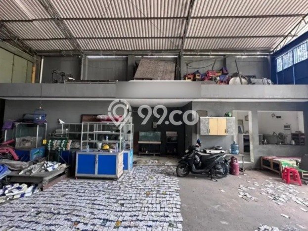 PRIME LOCATION! Gudang di Jati Uwung, Luas 670m2m², Area Bisnis, Posisi Strategis PRIME LOCATION! Gudang di Jati Uwung, Luas 670m2m², Area Bisnis, Posisi Strategis