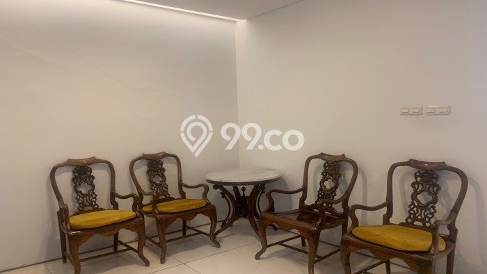 Rumah di Semarang Selatan, Dekat Fasilitas, 4 KT, LT 347m² Bangunan 700m² Rumah di Semarang Selatan, Dekat Fasilitas, 4 KT, LT 347m² Bangunan 700m²