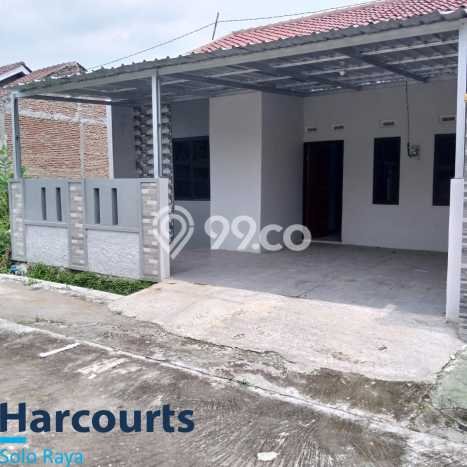 Rumah 2 Kamar Tidur Konsep Modern di mojosongo, Dekat Pusat Kota, Solo Rumah 2 Kamar Tidur Konsep Modern di mojosongo, Dekat Pusat Kota, Solo