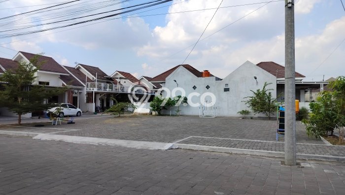 Rumah di Gentan, LT 100m², LB 70m² Rumah di Gentan, LT 100m², LB 70m²