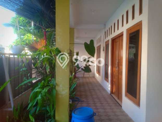PRIME LOCATION! Rumah di Jajar, 3 KT, Area Strategis, Luas 169m² LB 150m² PRIME LOCATION! Rumah di Jajar, 3 KT, Area Strategis, Luas 169m² LB 150m²