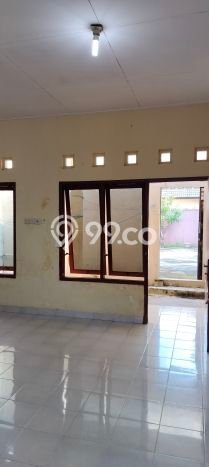 DIJUAL CEPAT! Rumah Modern area Jaten, Solo, LT 101m² LB 70m² Bisa Nego! DIJUAL CEPAT! Rumah Modern area Jaten, Solo, LT 101m² LB 70m² Bisa Nego!