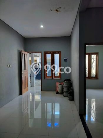 Jual Segera Rumah LT 104m² / LB 70m² di Kawasan Bisnis Sukoharjo, Surakarta Jual Segera Rumah LT 104m² / LB 70m² di Kawasan Bisnis Sukoharjo, Surakarta