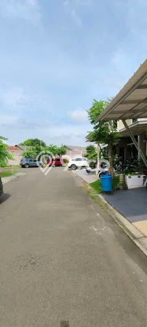 Disewakan! Rumah 3 Kamar Tidur &
2 Kamar Mandi di Gading Serpong, Tangerang Disewakan! Rumah 3 Kamar Tidur &
2 Kamar Mandi di Gading Serpong, Tangerang