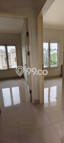 Disewakan! Rumah 3 Kamar Tidur &
2 Kamar Mandi di Gading Serpong, Tangerang Disewakan! Rumah 3 Kamar Tidur &
2 Kamar Mandi di Gading Serpong, Tangerang