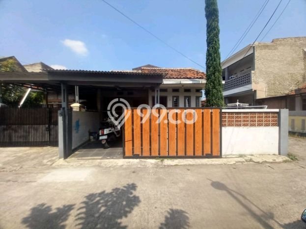 Rumah Luas Tanah 100m2m² di Cimahi Utara, Cimahi - Akses Mudah Rumah Luas Tanah 100m2m² di Cimahi Utara, Cimahi - Akses Mudah